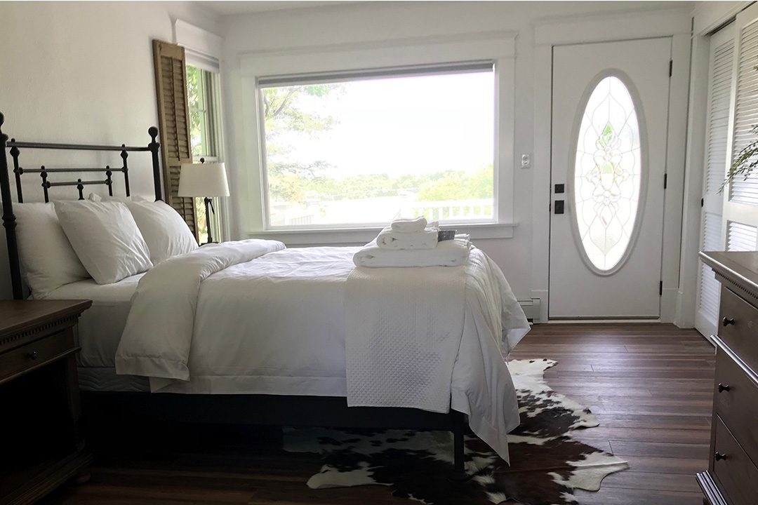 High Point Farm manor bedroom